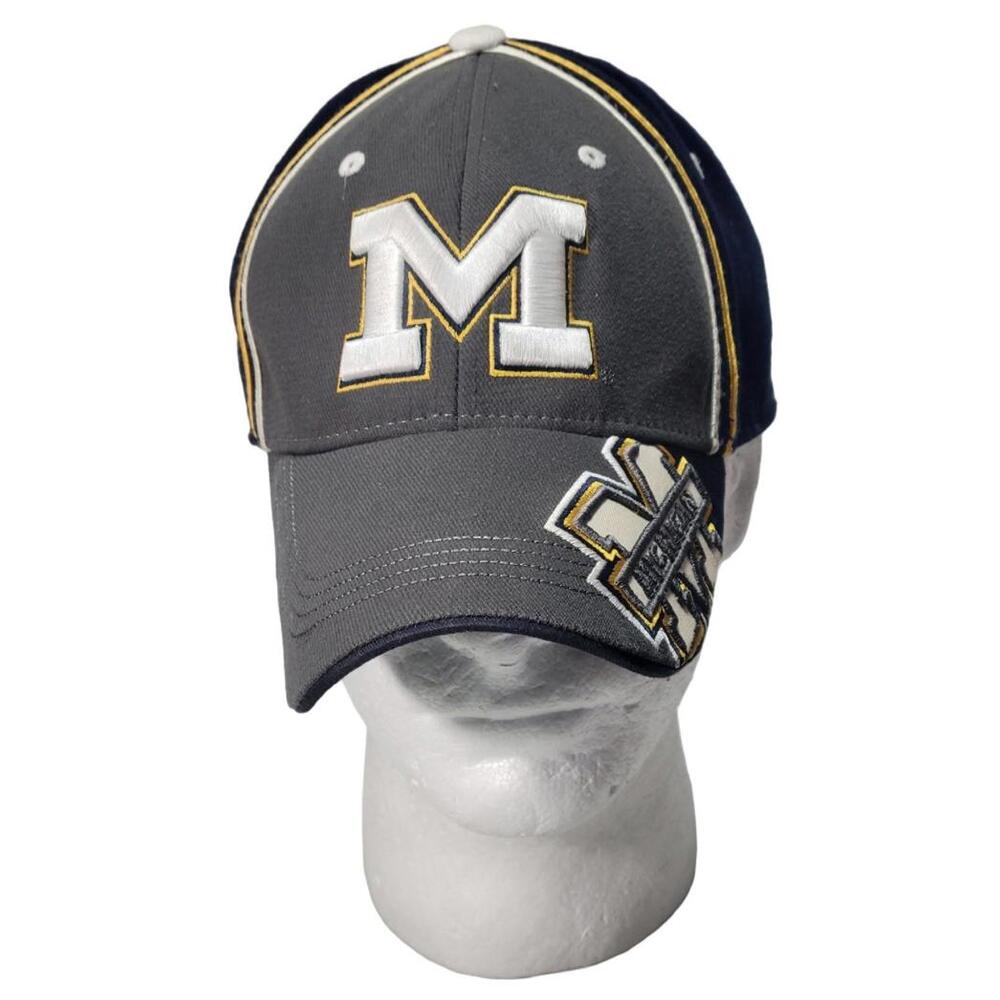 Michigan Wolverines NCAA Top Of The World Fitted Hat Cap Size L/XL